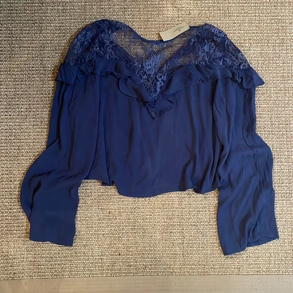 NWT Navy Blue Lace Blouse by American Eagle - Picture 1 of 8